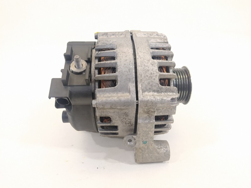 Recambio de alternador para bmw x5 (e70) xdrive30d referencia OEM IAM 7803724  