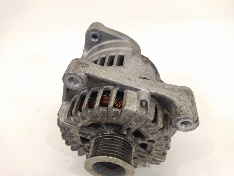 Recambio de alternador para bmw x5 (e70) xdrive30d referencia OEM IAM 7803724  