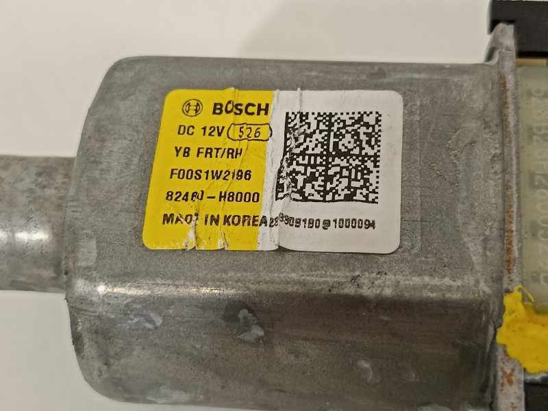 Recambio de elevalunas delantero derecho para kia stonic (ybcuv) platinum edition referencia OEM IAM 82402H8100 82480H800 