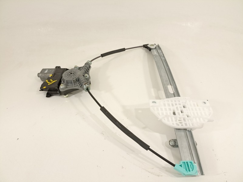 Recambio de elevalunas delantero izquierdo para kia stonic (ybcuv) platinum edition referencia OEM IAM 82401H8110 82450H010 