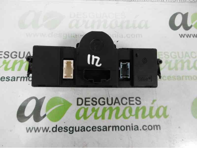 Recambio de mando climatizador para renault scenic ii grand confort dynamique referencia OEM IAM 8200344842  