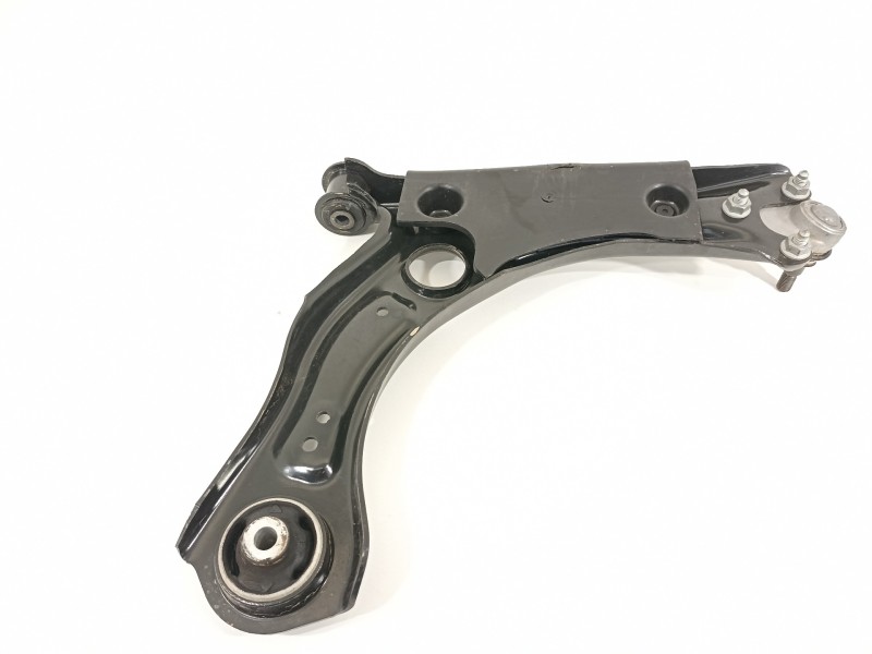 Recambio de brazo suspension inferior delantero izquierdo para seat arona xperience referencia OEM IAM 2Q0407151D  