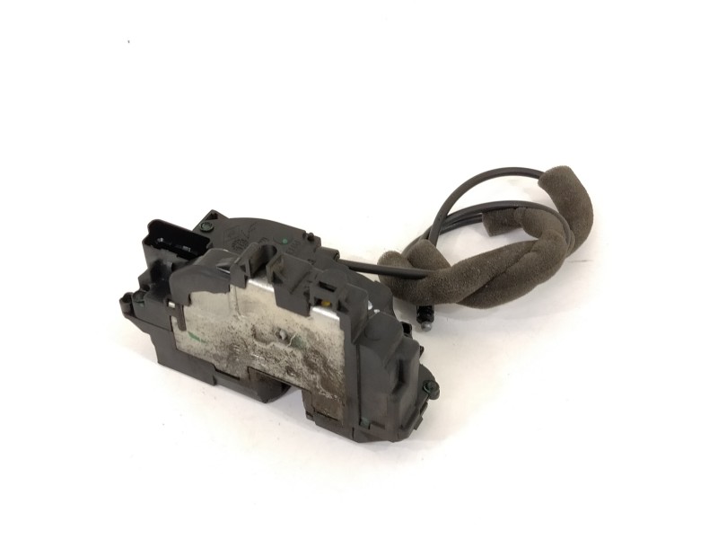 Recambio de cerradura puerta lateral corredera derecha para renault kangoo profesional referencia OEM IAM 8200497719B  