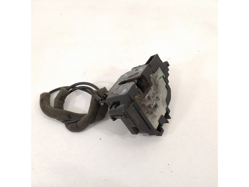 Recambio de cerradura puerta lateral corredera derecha para renault kangoo profesional referencia OEM IAM 8200497719B  