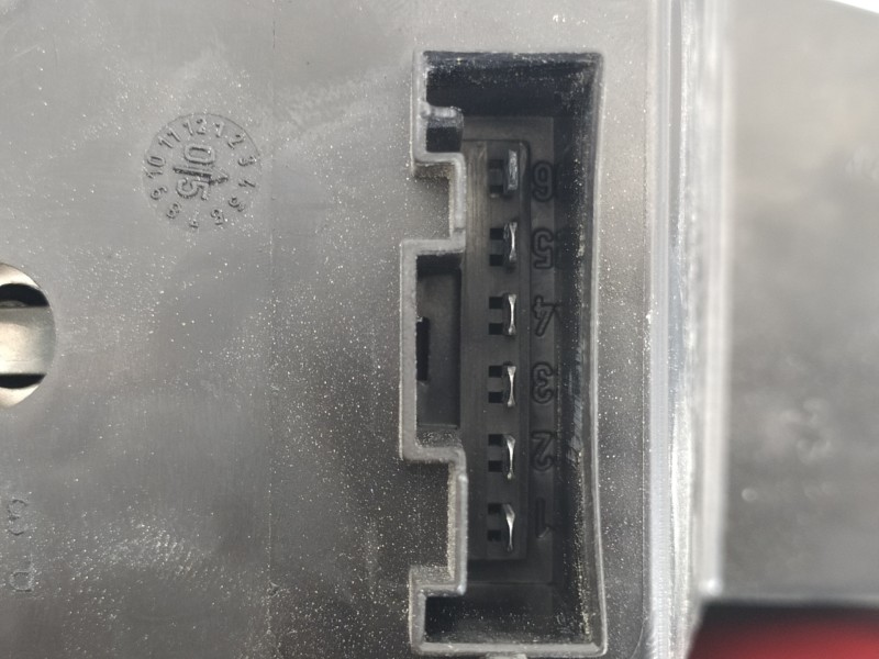 Recambio de piloto trasero izquierdo para bmw serie 5 berlina (e60) 530d referencia OEM IAM 63217361591  