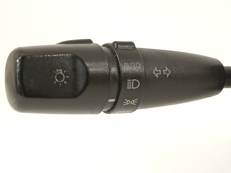 Recambio de mando luces para kia carnival ii 2.9 cdri ex referencia OEM IAM K58P66120  