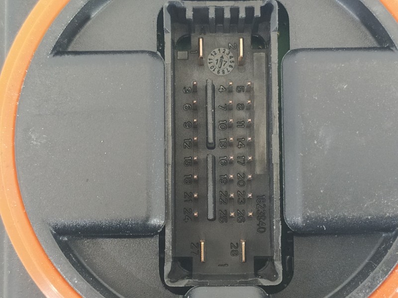 Recambio de centralita faros xenon para ford kuga (cbs) st-line referencia OEM IAM 90100295  