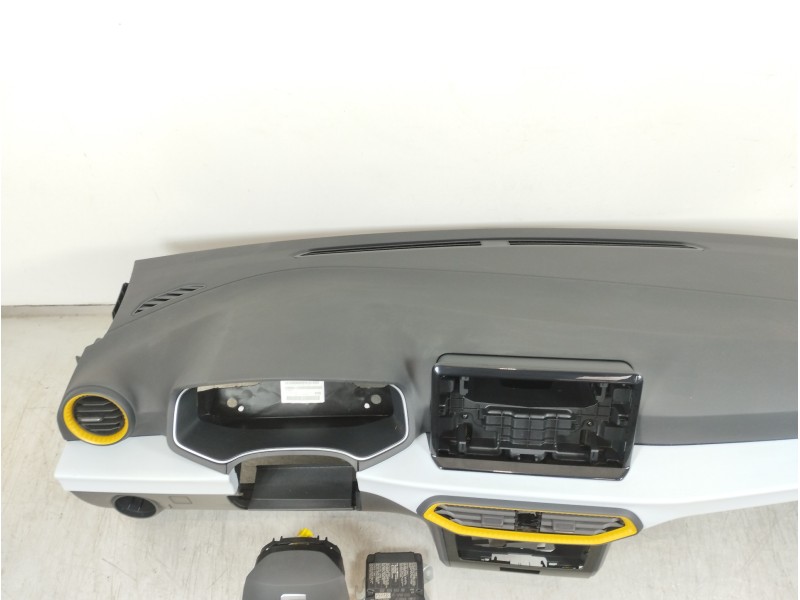 Recambio de kit airbag para seat arona xperience referencia OEM IAM 6F1857075 5QF959655 6F0880201