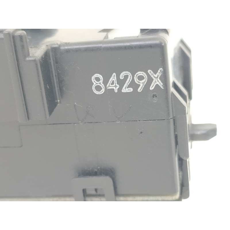 Recambio de mando limpia para suzuki grand vitara jb (jt) 1,9 ltr. ddis jlx-e 5-türig referencia OEM IAM 8429X  