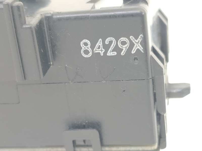 Recambio de mando limpia para suzuki grand vitara jb (jt) 1,9 ltr. ddis jlx-e 5-türig referencia OEM IAM 8429X  