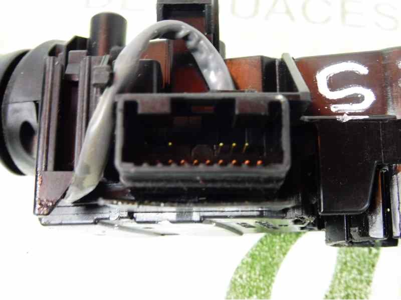 Recambio de mando luces para toyota hilux (kun) cabina doble vxl 4x4 referencia OEM IAM 0K210 17F948 