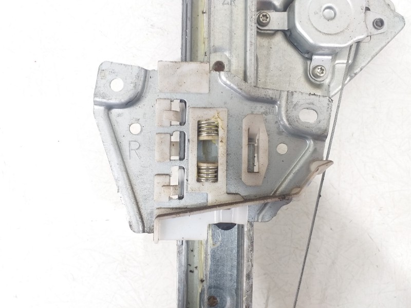 Recambio de elevalunas trasero derecho para suzuki grand vitara jb (jt) 1,9 ltr. ddis jlx-e 5-türig referencia OEM IAM 8343065J0