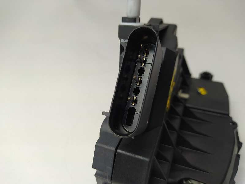 Recambio de cerradura puerta trasera izquierda para ford focus turn. (cb8) trend referencia OEM IAM BM5AA26413AF  