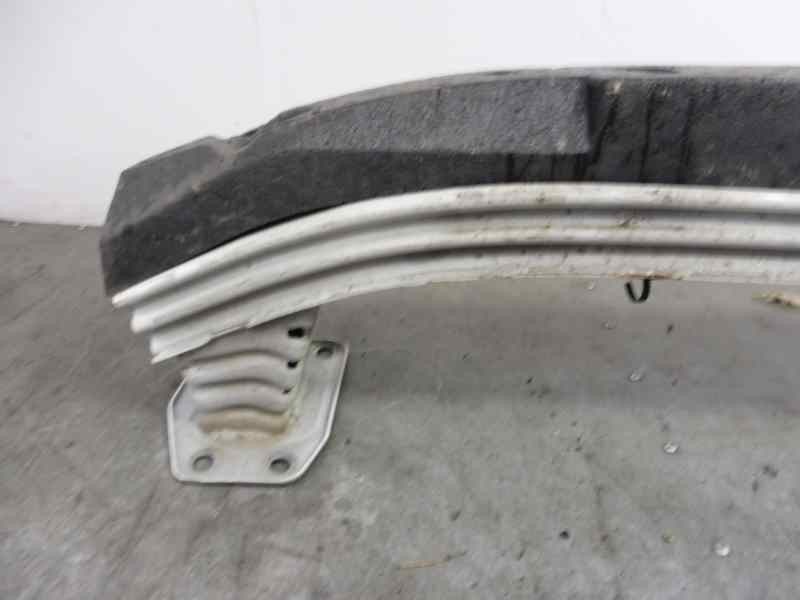 Recambio de refuerzo paragolpes delantero para opel combo d kasten l2h1 2,4t referencia OEM IAM   