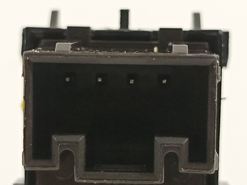 Recambio de mando elevalunas delantero derecho para seat arona xperience referencia OEM IAM 5G0959855P  