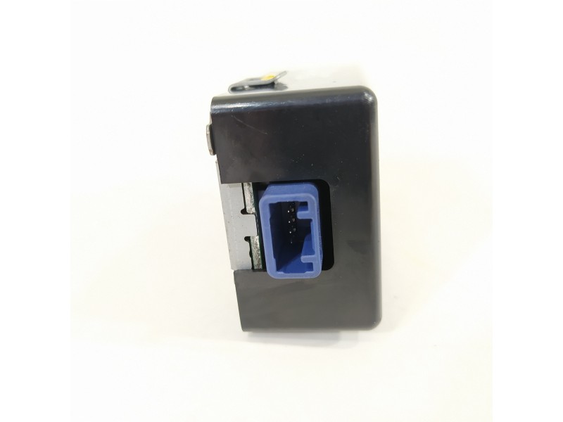 Recambio de modulo electronico para toyota auris hybrid active referencia OEM IAM 8974002100 61B657000 