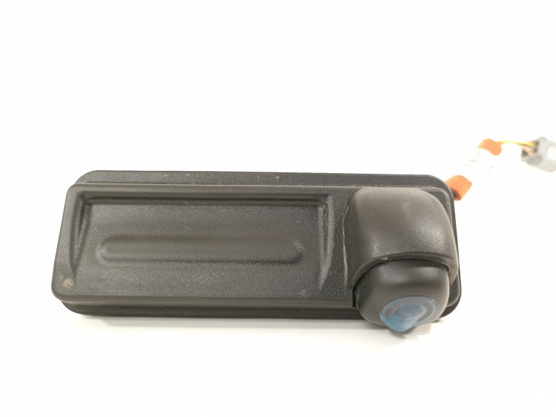 Recambio de maneta exterior porton para kia stonic (ybcuv) platinum edition referencia OEM IAM 99240H8100  