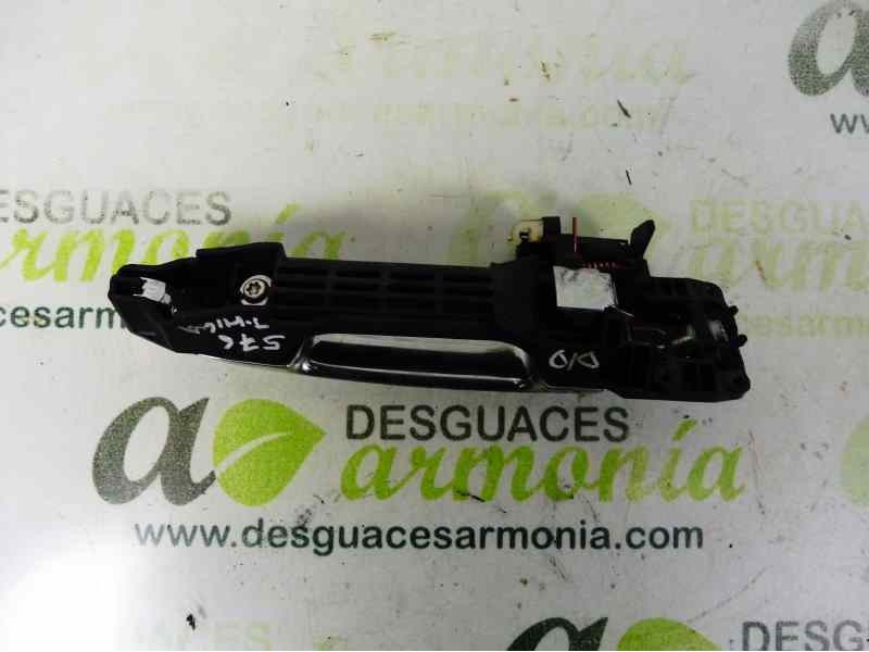 Recambio de maneta exterior delantera derecha para toyota hilux (kun) cabina doble vxl 4x4 referencia OEM IAM   