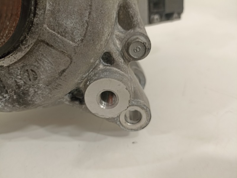 Recambio de alternador para hyundai ioniq elektro referencia OEM IAM 3739003900  