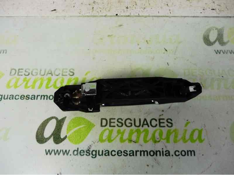 Recambio de maneta exterior trasera derecha para toyota hilux (kun) cabina doble vxl 4x4 referencia OEM IAM   