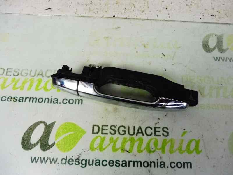Recambio de maneta exterior trasera derecha para toyota hilux (kun) cabina doble vxl 4x4 referencia OEM IAM   