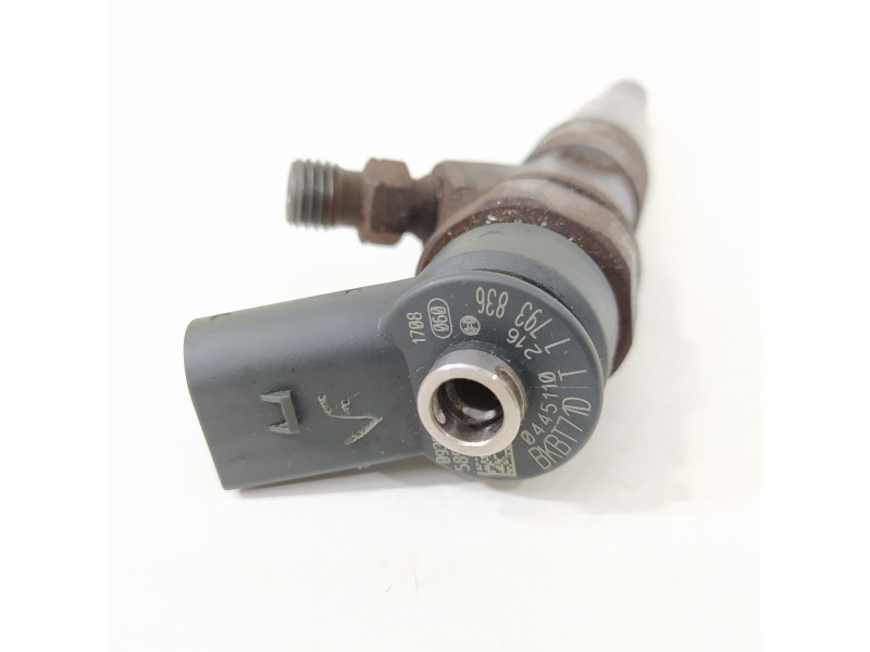 Recambio de inyector para bmw serie 5 berlina (e60) 530d referencia OEM IAM 7793836 0445110216 