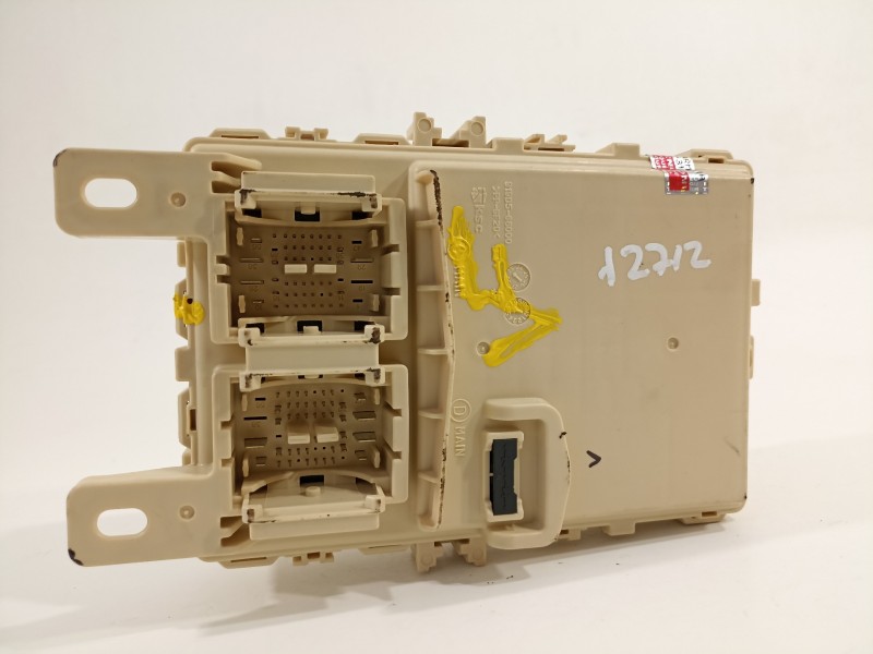 Recambio de caja reles / fusibles para kia stonic (ybcuv) platinum edition referencia OEM IAM 91955H8570  