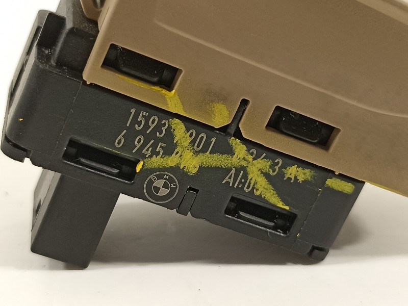 Recambio de mando elevalunas delantero derecho para bmw x5 (e70) xdrive30d referencia OEM IAM 61316945876  