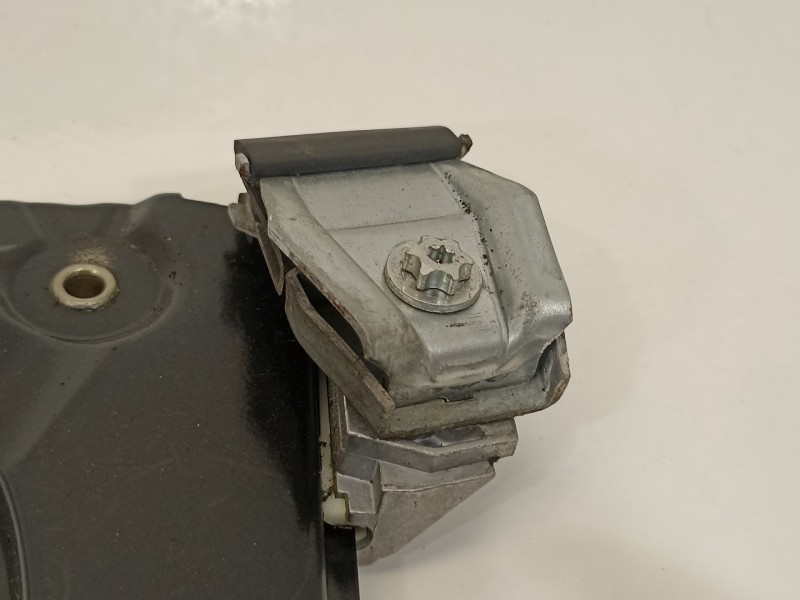 Recambio de elevalunas delantero derecho para bmw serie 5 berlina (e60) 530d referencia OEM IAM 51337184384  