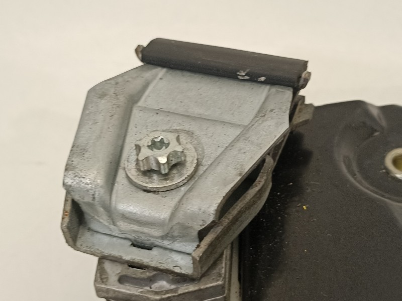 Recambio de elevalunas delantero derecho para bmw serie 5 berlina (e60) 530d referencia OEM IAM 51337184384  