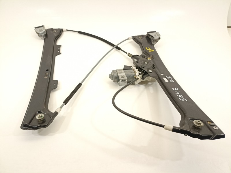 Recambio de elevalunas delantero izquierdo para bmw serie 5 berlina (e60) 530d referencia OEM IAM 51337184383  
