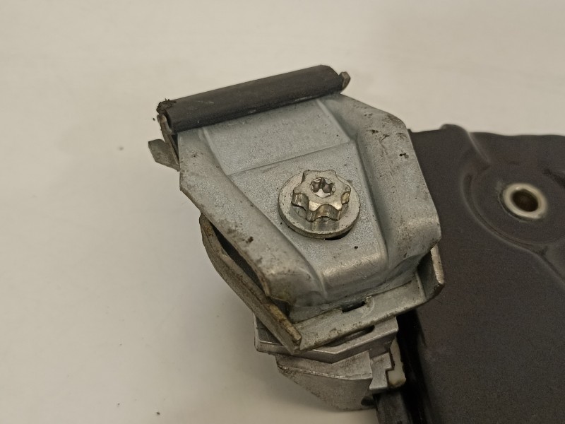 Recambio de elevalunas delantero izquierdo para bmw serie 5 berlina (e60) 530d referencia OEM IAM 51337184383  