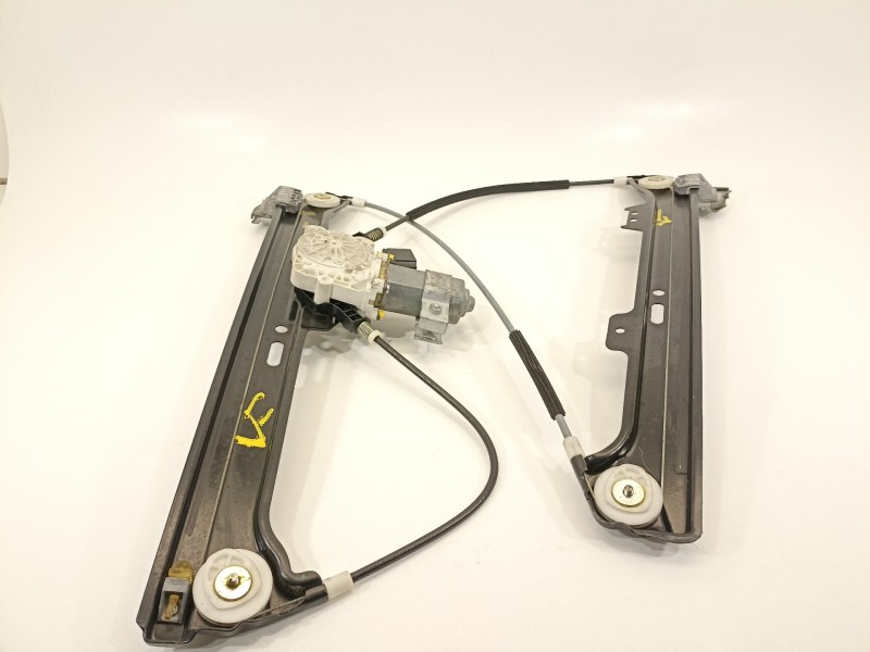 Recambio de elevalunas delantero izquierdo para bmw serie 5 berlina (e60) 530d referencia OEM IAM 51337184383  