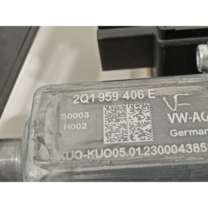 Recambio de elevalunas delantero derecho para seat arona xperience referencia OEM IAM 6F9837462D 2Q1959406E 0130822064