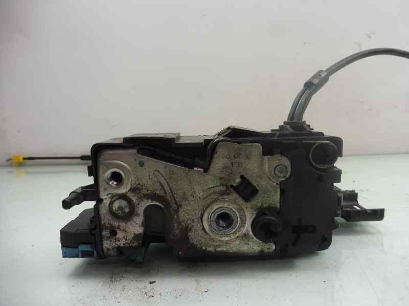 Recambio de cerradura puerta trasera derecha para peugeot 207 x-line referencia OEM IAM 24099158 24099816 