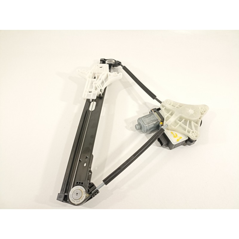 Recambio de elevalunas trasero derecho para seat arona xperience referencia OEM IAM 6F0839462D 5Q0959408D 0130822694