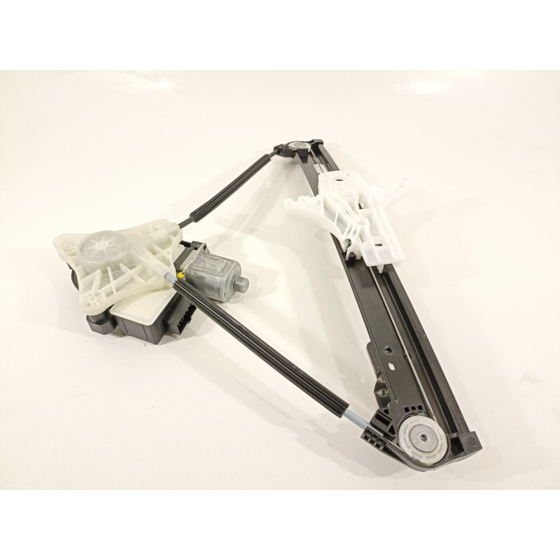 Recambio de elevalunas trasero izquierdo para seat arona xperience referencia OEM IAM 6F0839461D 5Q0959407D 0130822695