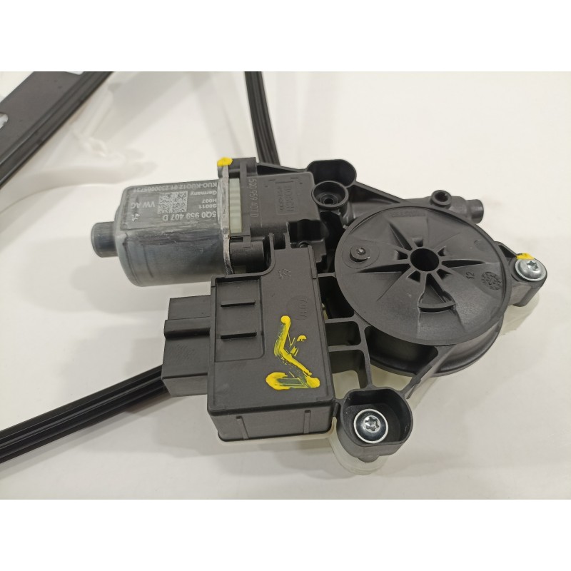 Recambio de elevalunas trasero izquierdo para seat arona xperience referencia OEM IAM 6F0839461D 5Q0959407D 0130822695