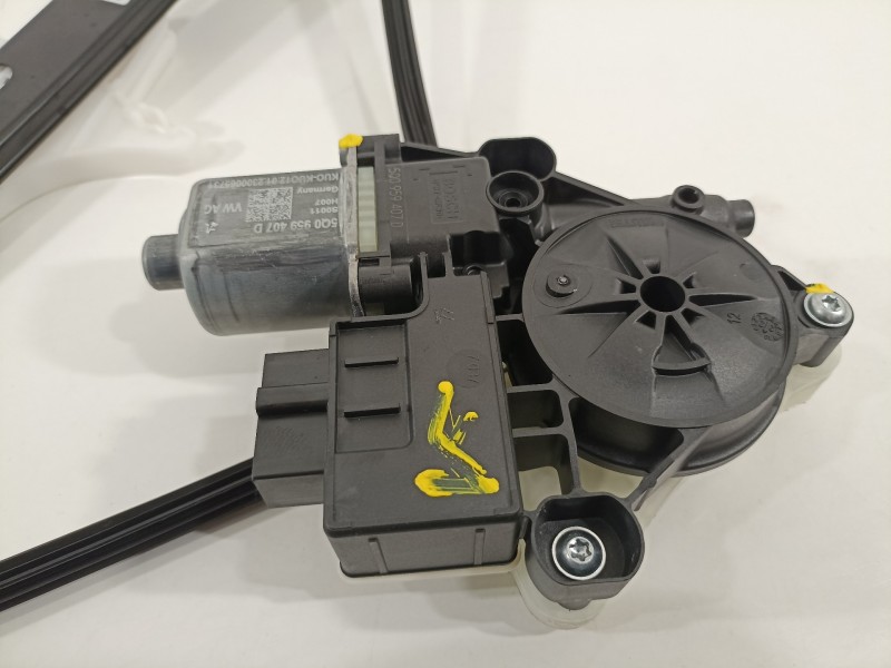 Recambio de elevalunas trasero izquierdo para seat arona xperience referencia OEM IAM 6F0839461D 5Q0959407D 0130822695