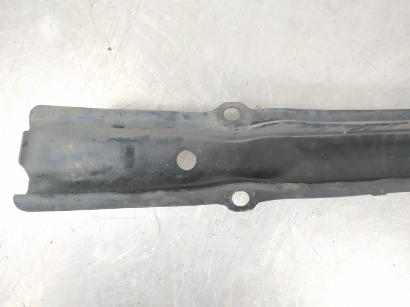 Recambio de refuerzo paragolpes trasero para bmw serie 5 berlina (e60) 530d referencia OEM IAM 51127033712  