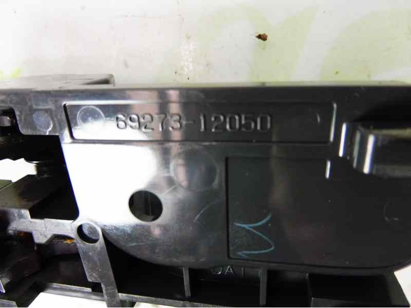 Recambio de maneta interior trasera derecha para toyota hilux (kun) cabina doble vxl 4x4 referencia OEM IAM 6927312050  