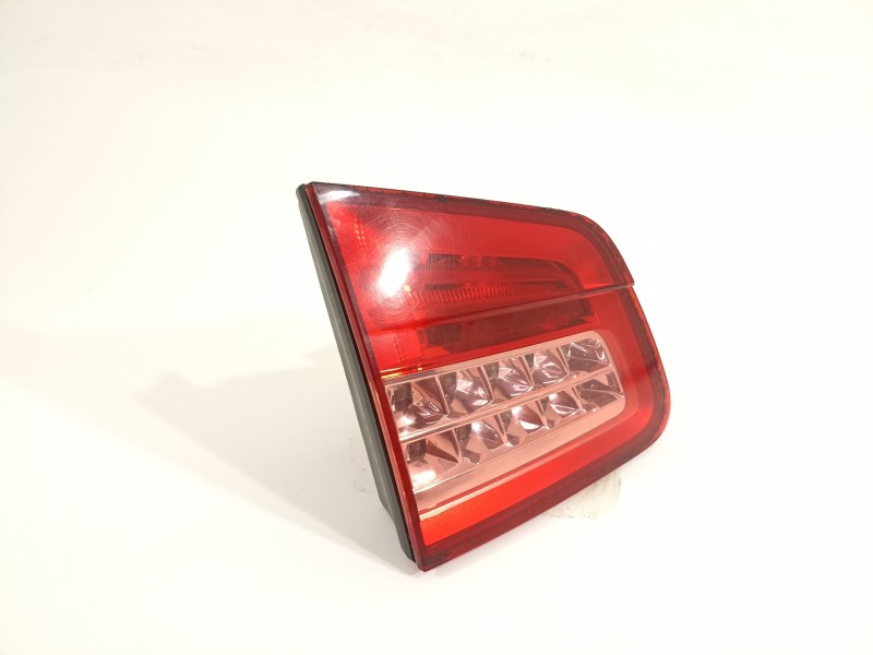 Recambio de piloto trasero izquierdo en porton para citroën c5 berlina premier referencia OEM IAM 9687583080  