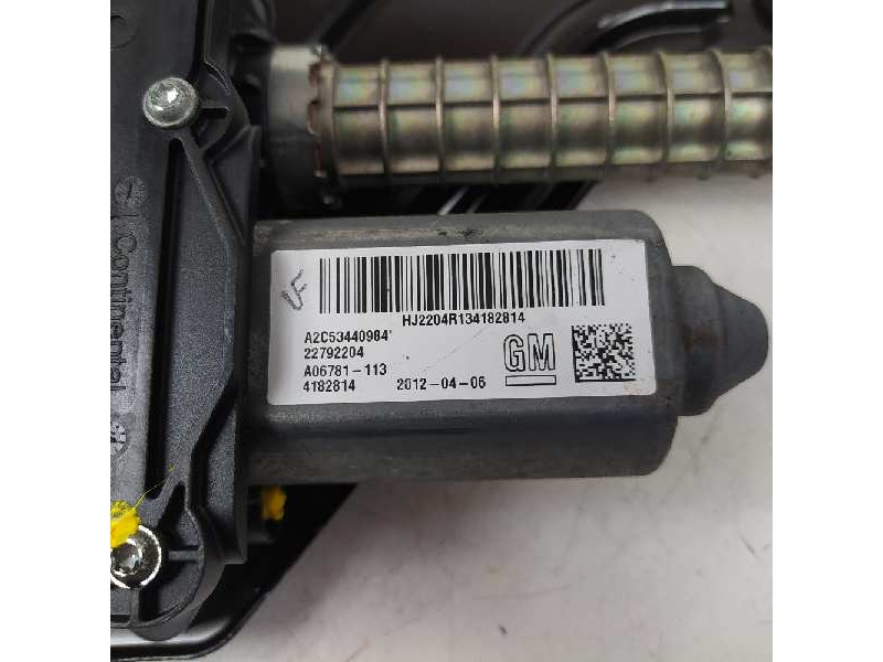 Recambio de freno de mano electrico para opel insignia berlina sportive 4x4 referencia OEM IAM 0587846 A2C53440441 A2C53440984