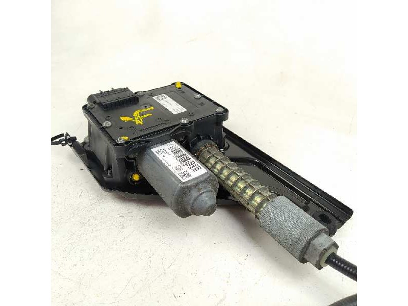 Recambio de freno de mano electrico para opel insignia berlina sportive 4x4 referencia OEM IAM 0587846 A2C53440441 A2C53440984