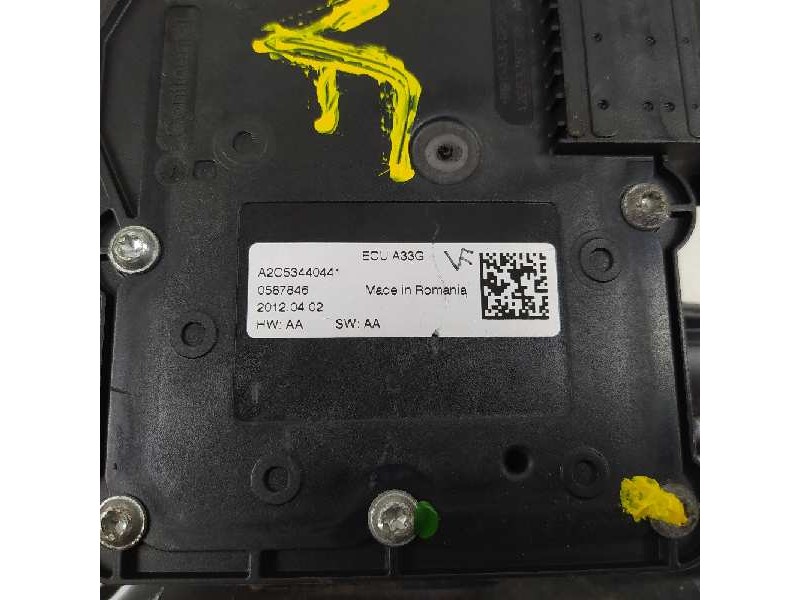 Recambio de freno de mano electrico para opel insignia berlina sportive 4x4 referencia OEM IAM 0587846 A2C53440441 A2C53440984