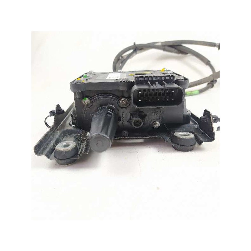 Recambio de freno de mano electrico para opel insignia berlina sportive 4x4 referencia OEM IAM 0587846 A2C53440441 A2C53440984