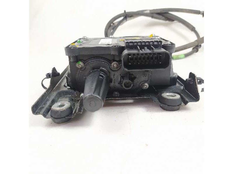 Recambio de freno de mano electrico para opel insignia berlina sportive 4x4 referencia OEM IAM 0587846 A2C53440441 A2C53440984