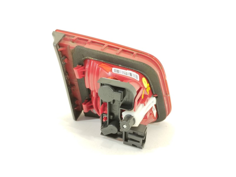 Recambio de piloto trasero derecho en porton para citroën c5 berlina premier referencia OEM IAM 9687582980 VP8X7X13404BX 