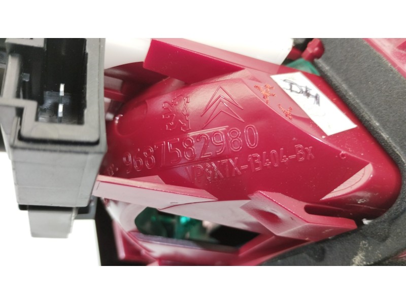 Recambio de piloto trasero derecho en porton para citroën c5 berlina premier referencia OEM IAM 9687582980 VP8X7X13404BX 