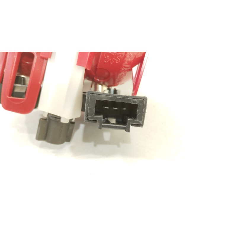 Recambio de piloto trasero derecho en porton para citroën c5 berlina premier referencia OEM IAM 9687582980 VP8X7X13404BX 